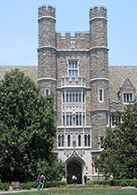 杜克大学
