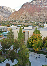 杨百翰大学