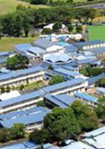 蒙洛斯基文法中学